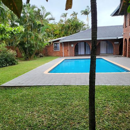 ריצ'רדס ביי Emangunini Guest House מראה חיצוני תמונה