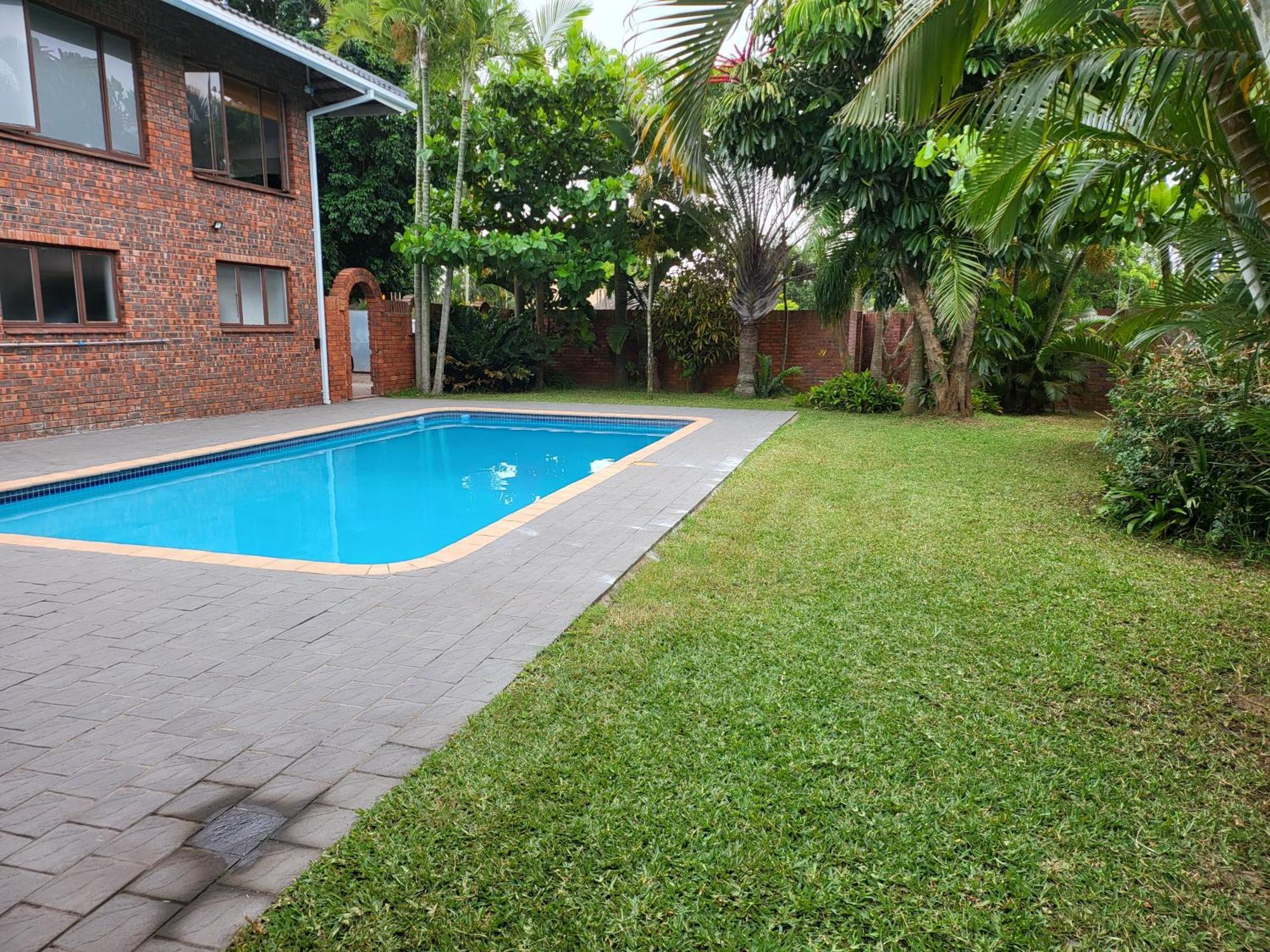 ריצ'רדס ביי Emangunini Guest House מראה חיצוני תמונה