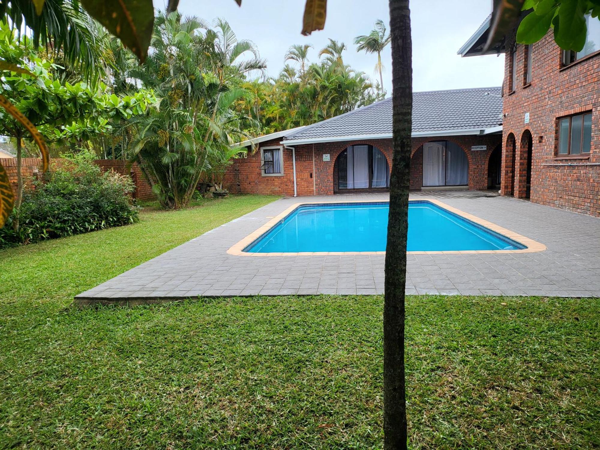 ריצ'רדס ביי Emangunini Guest House מראה חיצוני תמונה