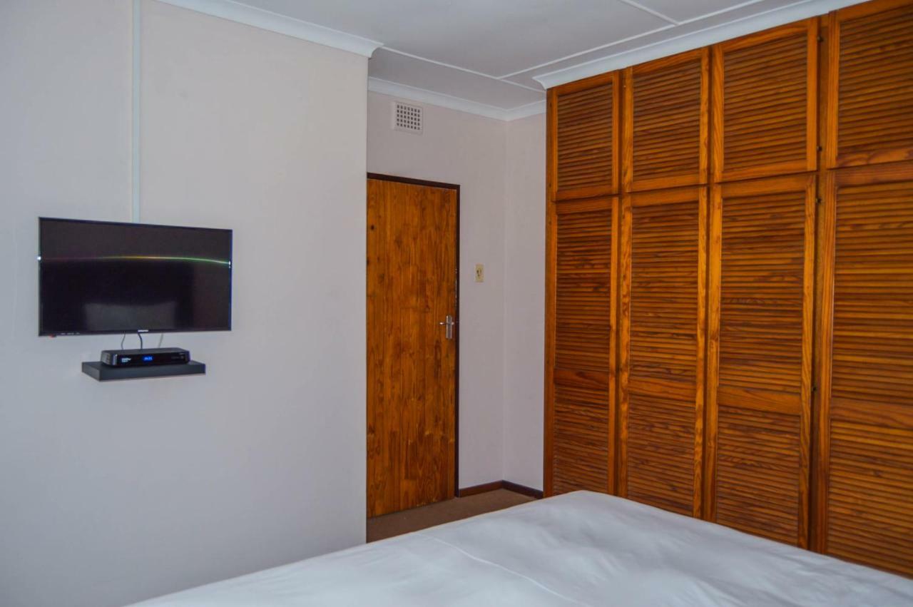 ריצ'רדס ביי Emangunini Guest House מראה חיצוני תמונה