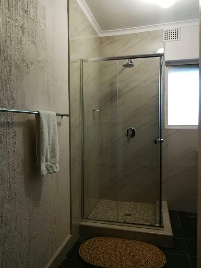 ריצ'רדס ביי Emangunini Guest House מראה חיצוני תמונה